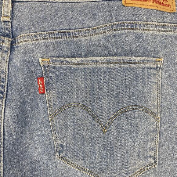 Levi’s 311 Shaping Skinny Jeans 👖 Light Wash Women’s 33 - Picture 7 of 9